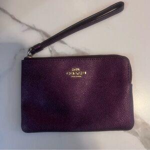 Coach Plum Crossgrain Leather Zip Wristlet Clutch Wallet
